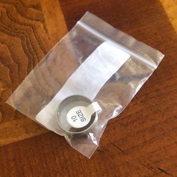 Men’s matte frosted titanium steel wide silver band ring NWT 10 - Picture 9 of 10